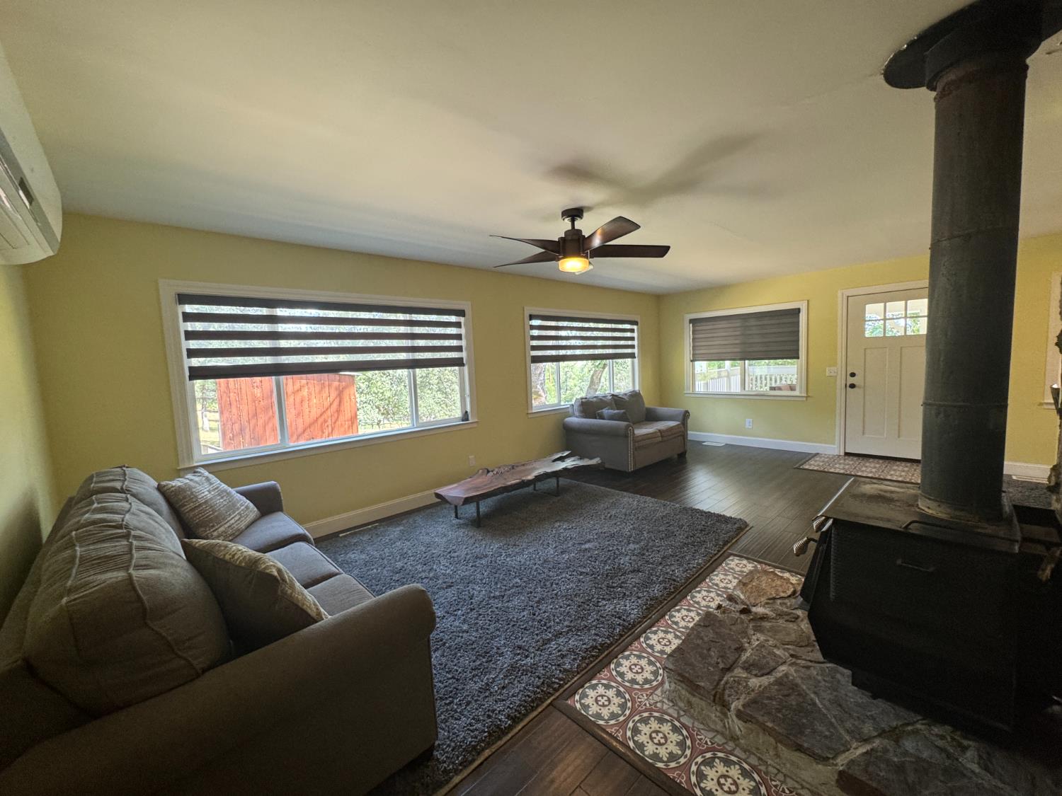 Detail Gallery Image 4 of 79 For 12991 Lake Francis Ext Rd, Dobbins,  CA 95935 - 2 Beds | 2 Baths