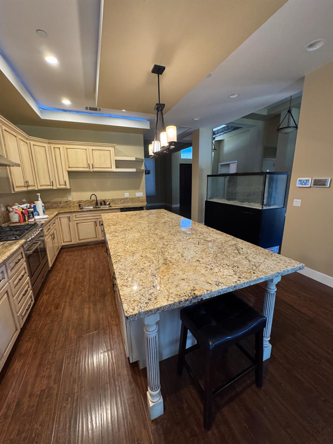 Detail Gallery Image 16 of 60 For 8856 Venikov Pl, Orangevale,  CA 95662 - 4 Beds | 3 Baths