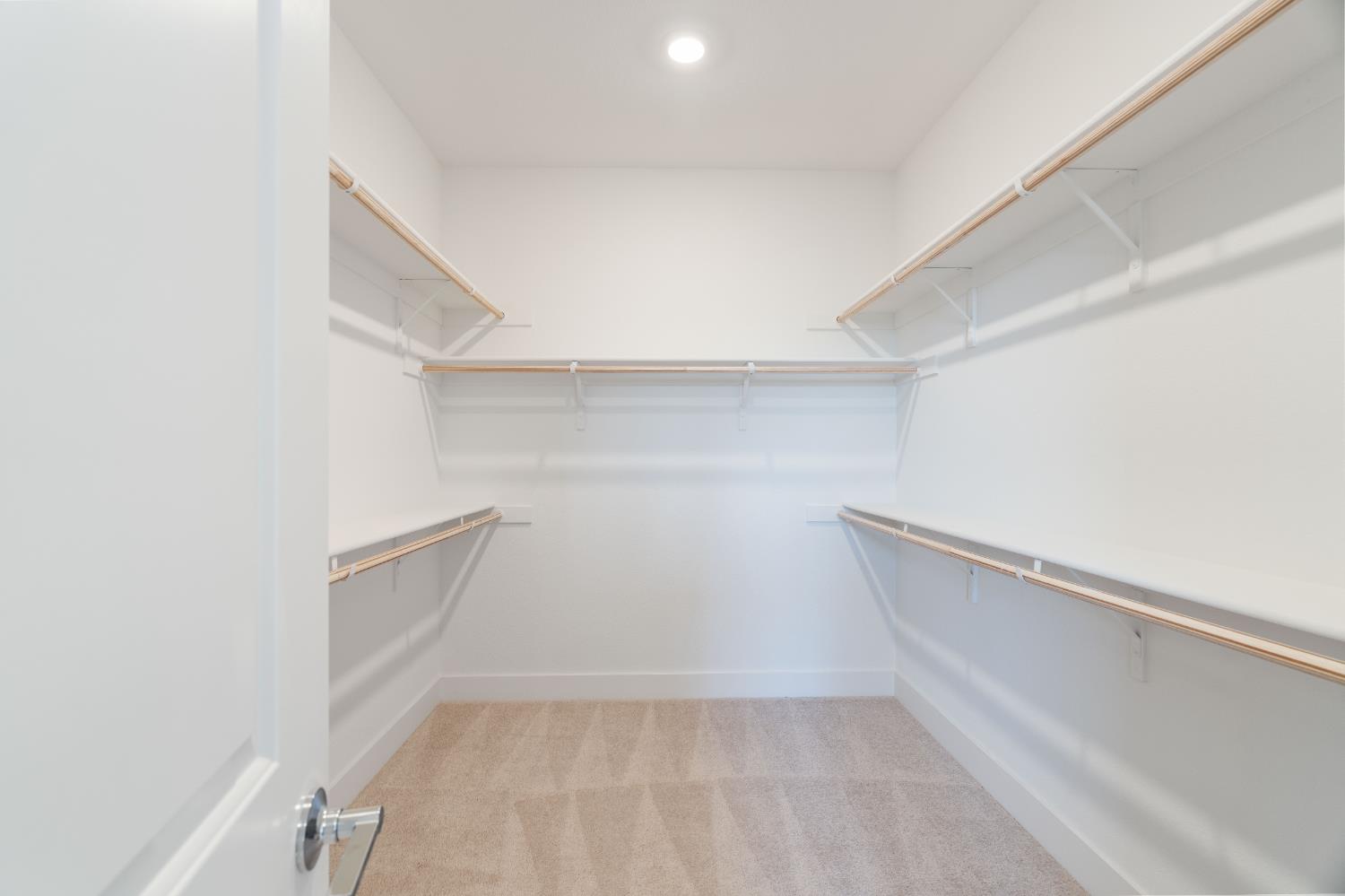 Detail Gallery Image 29 of 46 For 8358 Akino Ct, Elk Grove,  CA 95757 - 4 Beds | 3/1 Baths