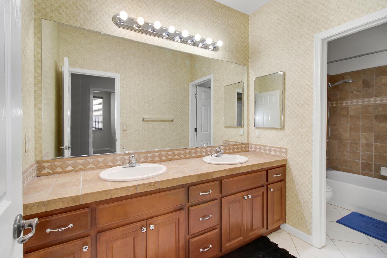 Detail Gallery Image 38 of 57 For 3068 Sparrow Dr, Sacramento,  CA 95834 - 4 Beds | 3 Baths