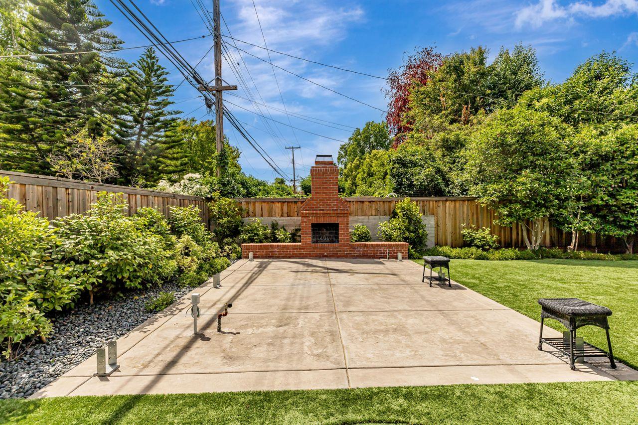 Detail Gallery Image 64 of 68 For 1800 8th Ave, Sacramento,  CA 95818 - 4 Beds | 1/1 Baths