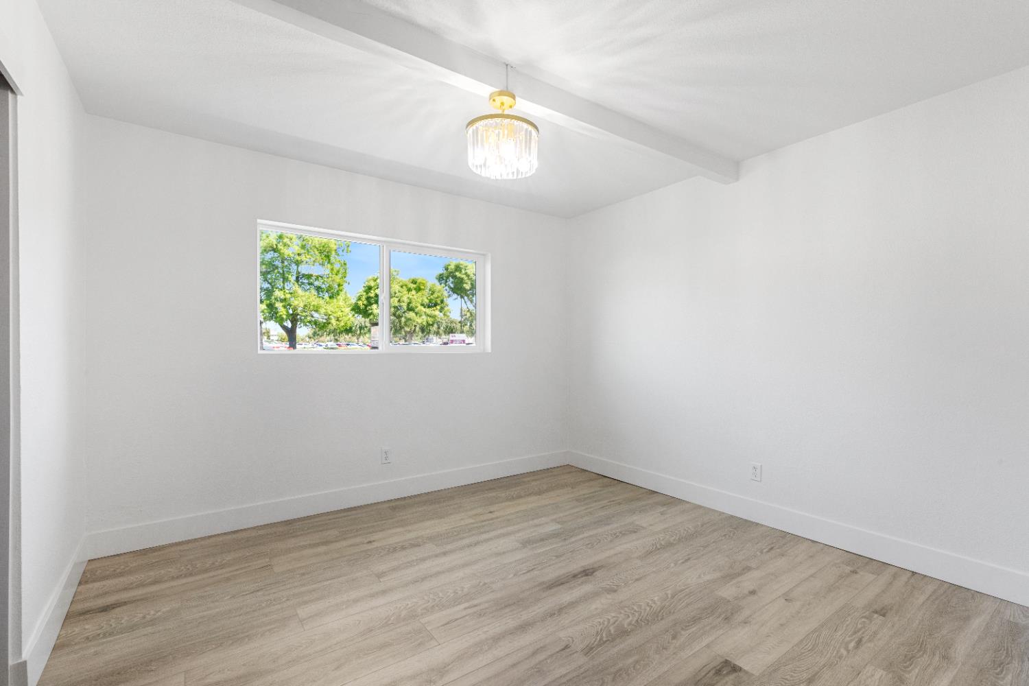 Detail Gallery Image 16 of 40 For 2124 Scenic Dr, Modesto,  CA 95355 - 4 Beds | 3/1 Baths