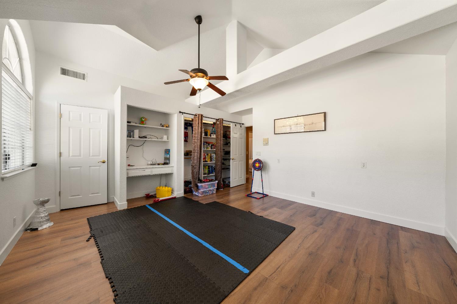 Roble Court, El Dorado Hills, California image 34