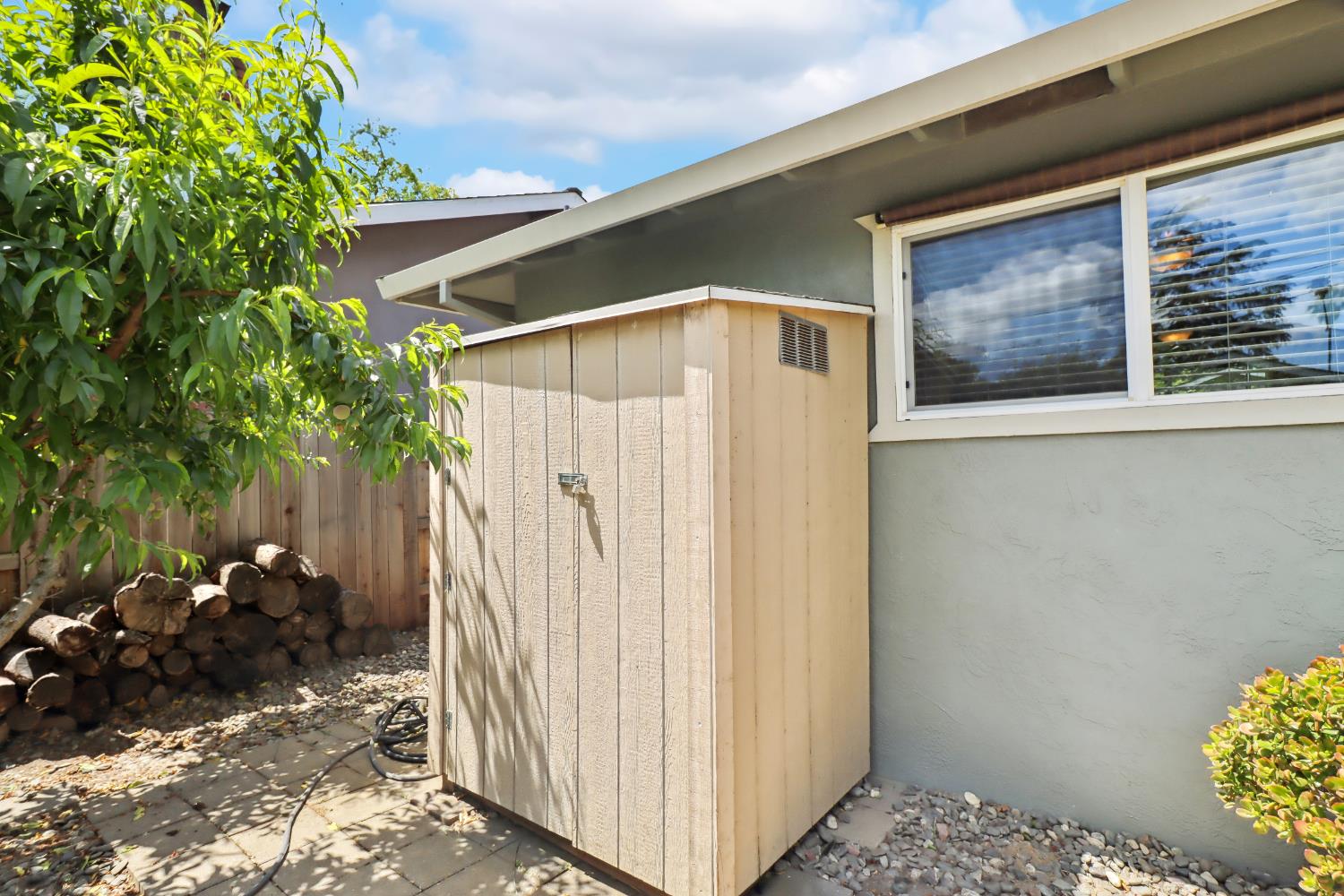 Detail Gallery Image 46 of 49 For 1614 Clemson Dr, Davis,  CA 95618 - 2 Beds | 2 Baths