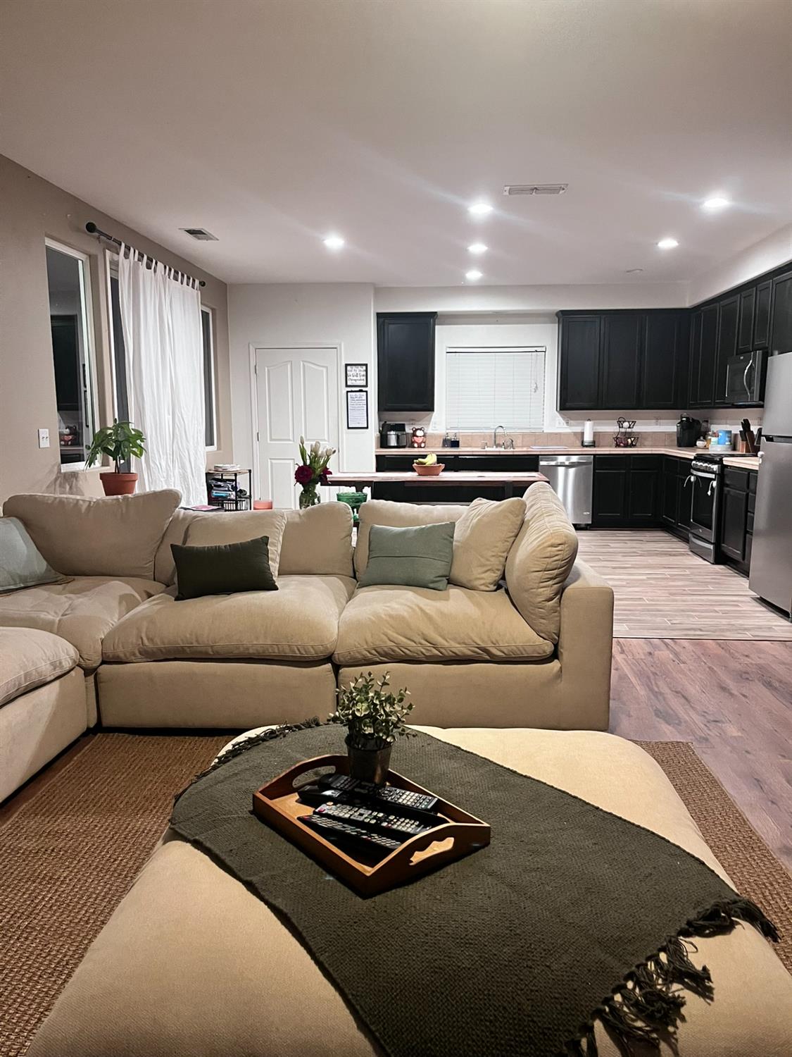 Seville Way, Merced, California image 21