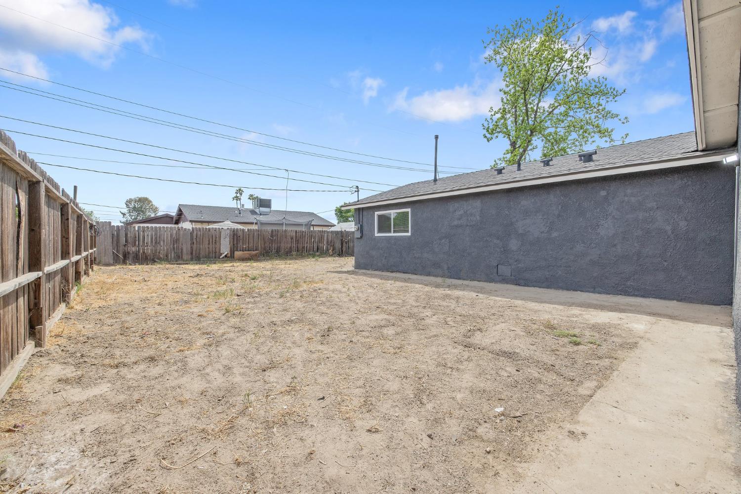 Detail Gallery Image 28 of 32 For 10141 Haven Ln, Hanford,  CA 93230 - 3 Beds | 2 Baths