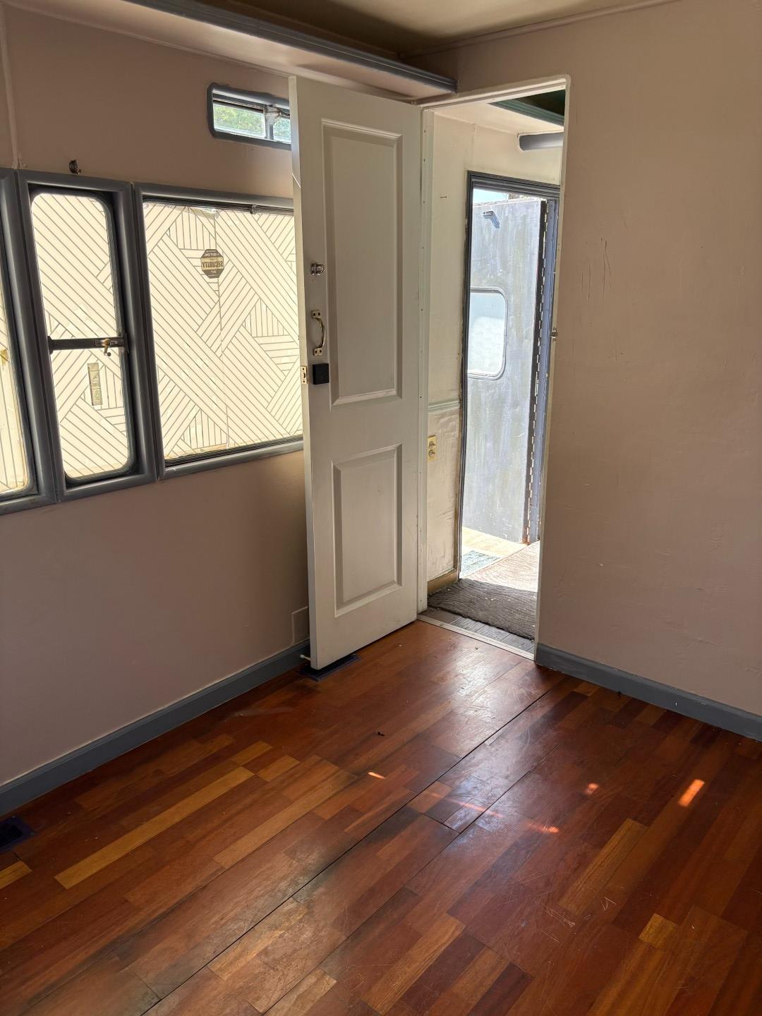 Detail Gallery Image 12 of 12 For 1750 Auburn Blvd 33, Sacramento,  CA 95815 - 1 Beds | 1 Baths