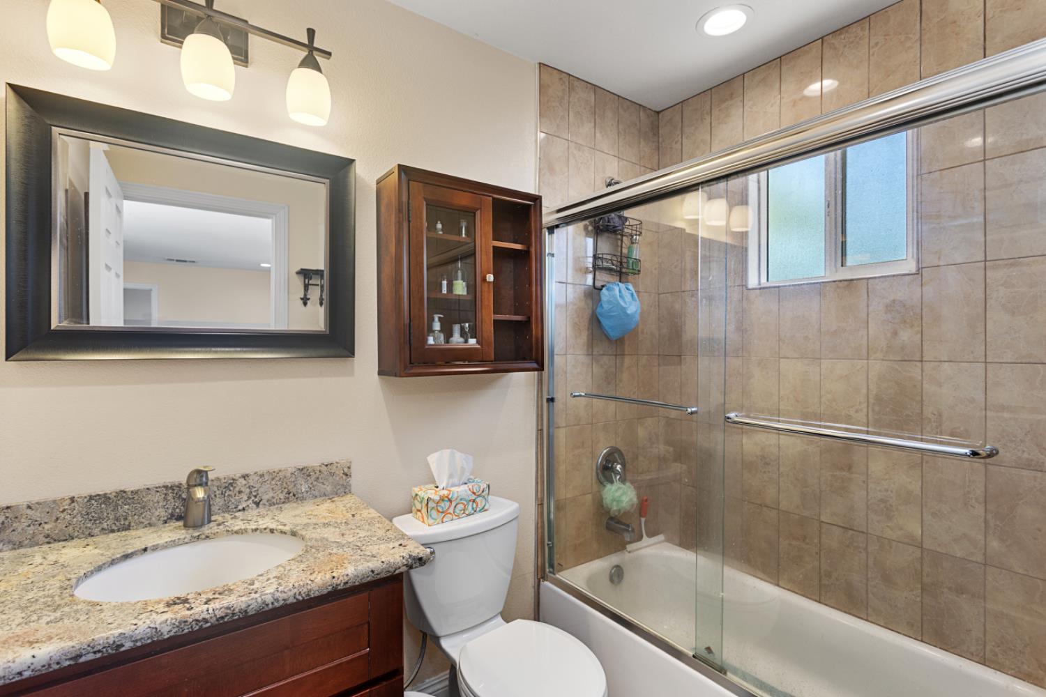 Detail Gallery Image 15 of 29 For 3136 Chelsea Rd, Sacramento,  CA 95864 - 4 Beds | 2 Baths