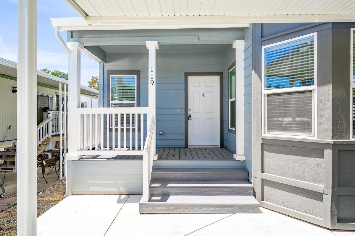 Detail Gallery Image 5 of 28 For 119 Marigold Ave, Auburn,  CA 95631 - 2 Beds | 2 Baths