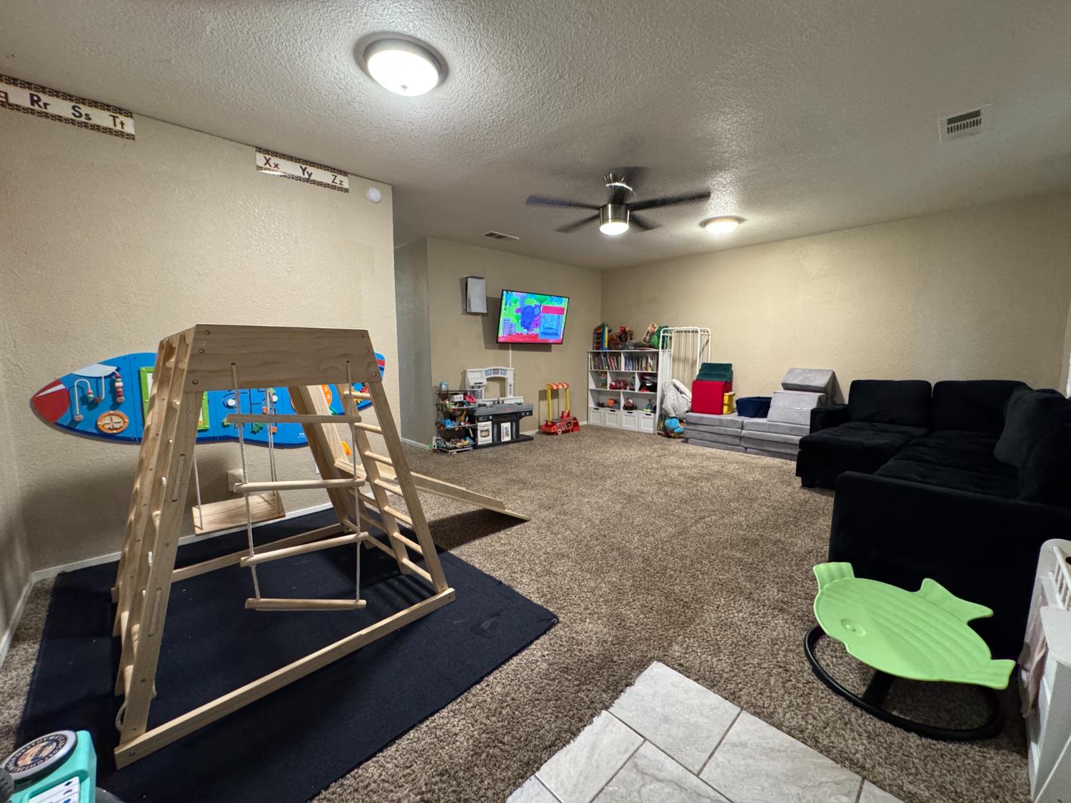 Detail Gallery Image 20 of 27 For 2131 S Sacramento St, Stockton,  CA 95206 - 3 Beds | 1/1 Baths