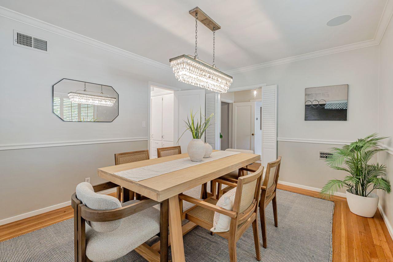 Detail Gallery Image 11 of 68 For 1800 8th Ave, Sacramento,  CA 95818 - 4 Beds | 1/1 Baths