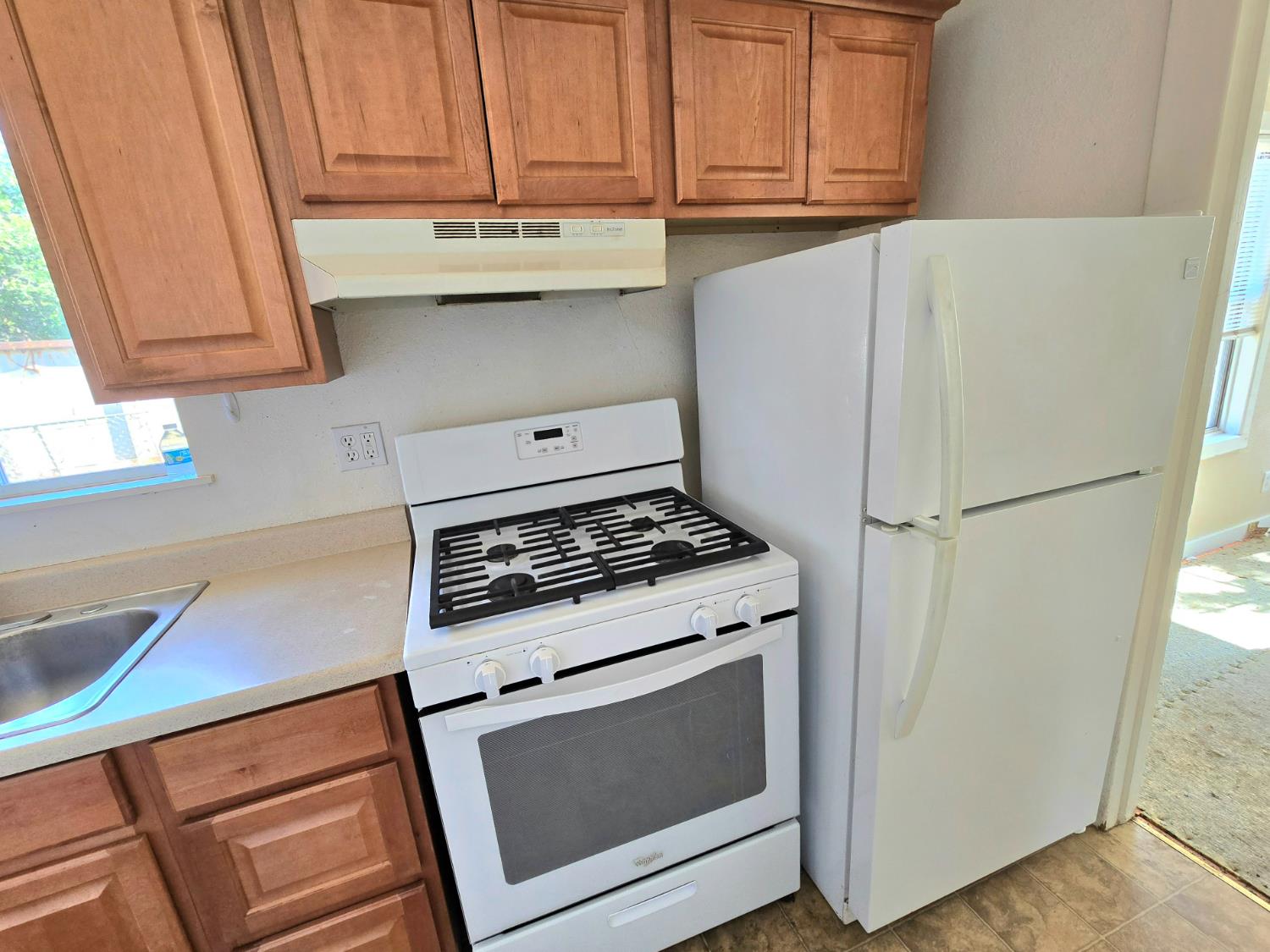 Detail Gallery Image 8 of 28 For 680 Walnut St, Yuba City,  CA 95991 - 2 Beds | 1 Baths
