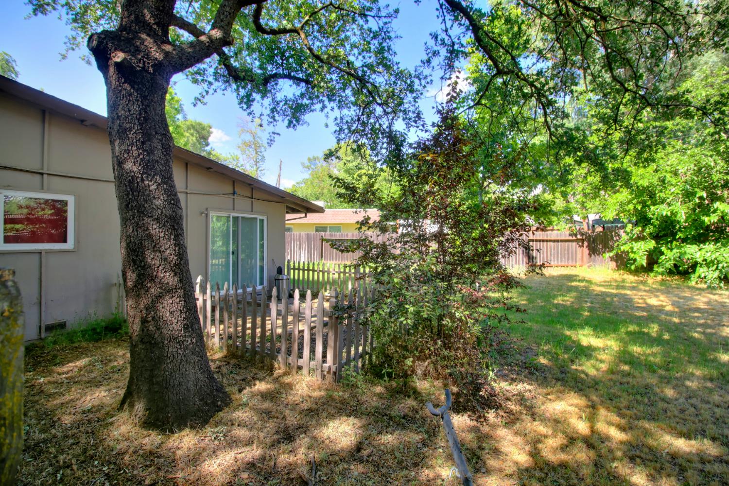 Detail Gallery Image 38 of 43 For 4920 Douvan Ct, Carmichael,  CA 95608 - – Beds | – Baths