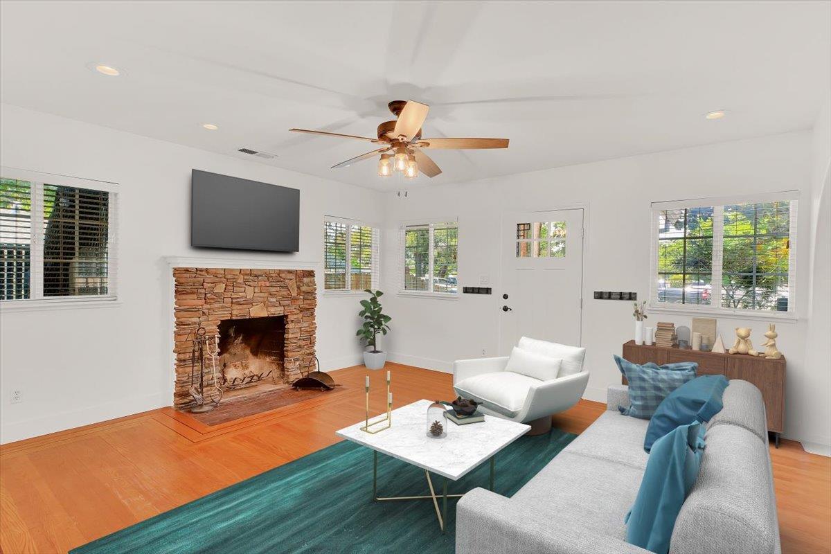 Grant Way, Yuba City, California image 2
