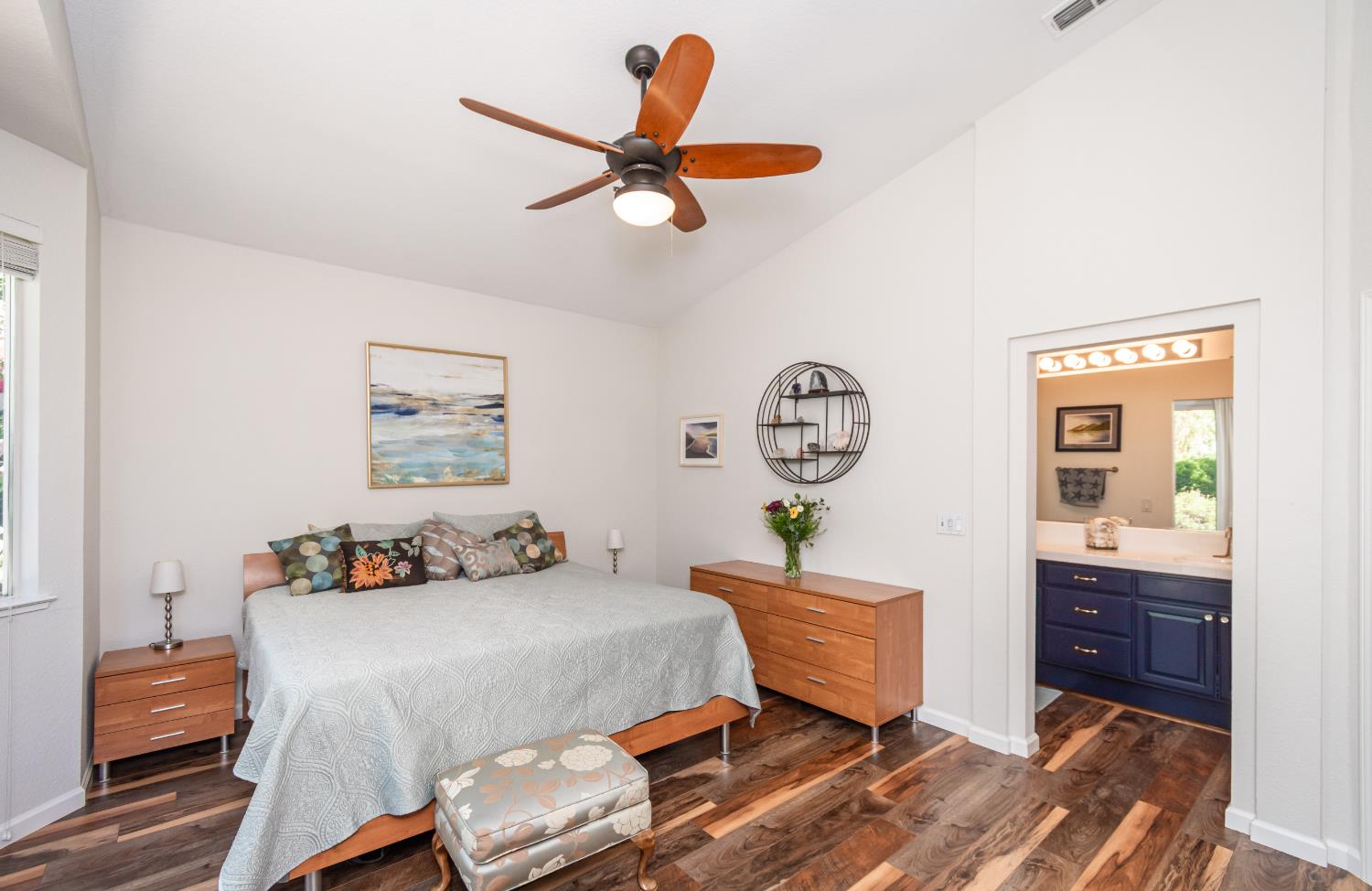 Detail Gallery Image 25 of 48 For 320 Leckenby Way, Folsom,  CA 95630 - 3 Beds | 2 Baths