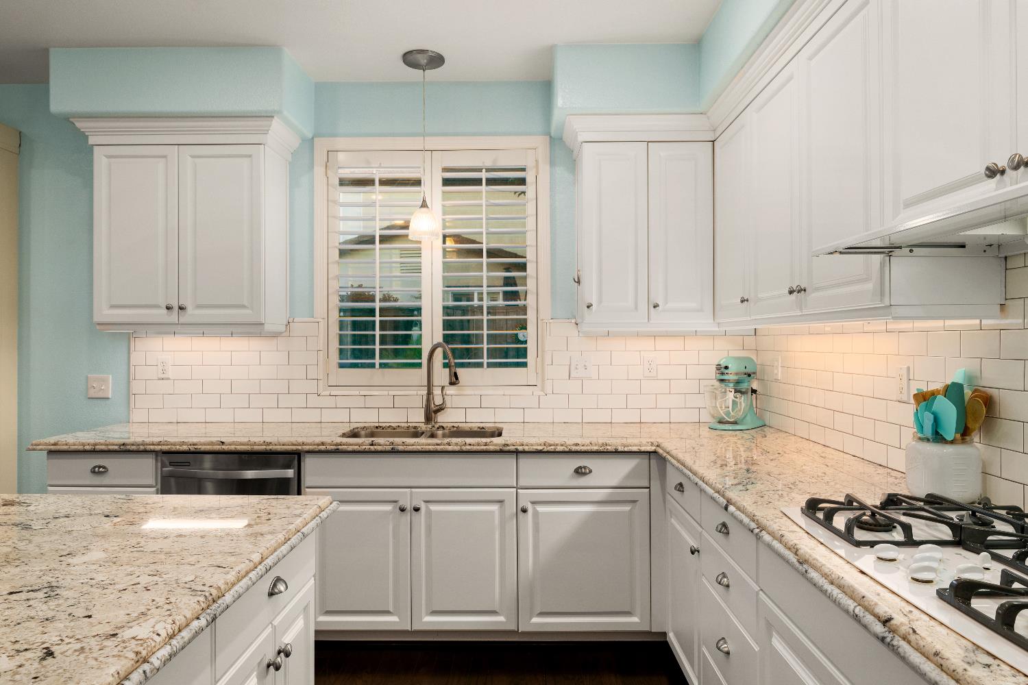 Detail Gallery Image 21 of 51 For 2240 Katzakian Way, Lodi,  CA 95242 - 4 Beds | 2/1 Baths