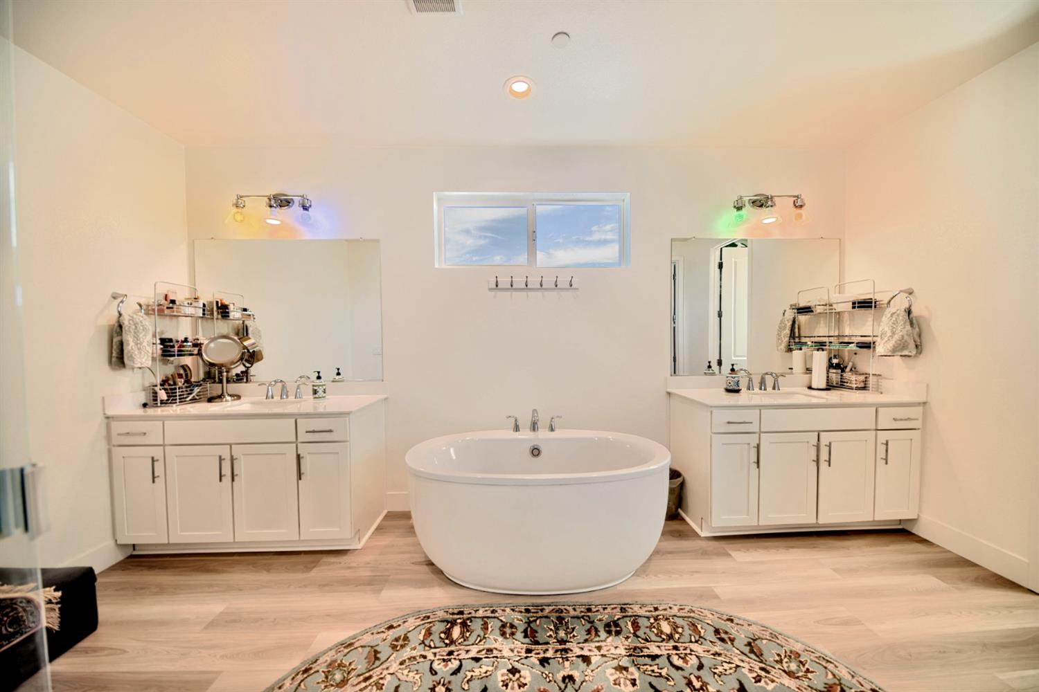 Detail Gallery Image 75 of 98 For 2931 Granger St, Tracy,  CA 95377 - 5 Beds | 4/1 Baths