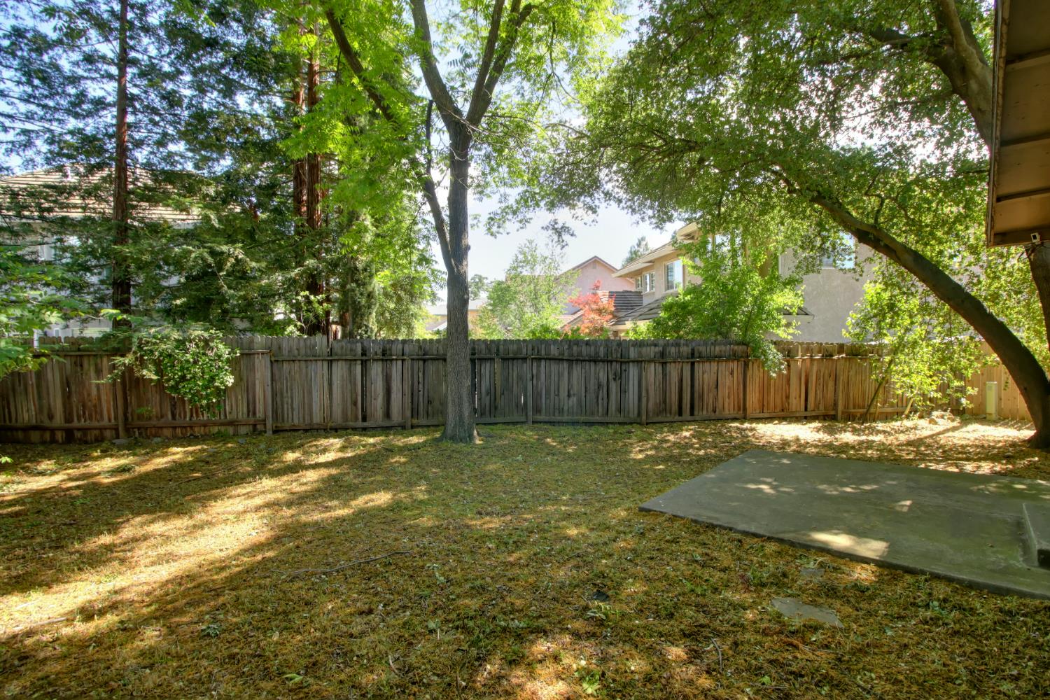 Detail Gallery Image 6 of 43 For 4920 Douvan Ct, Carmichael,  CA 95608 - – Beds | – Baths