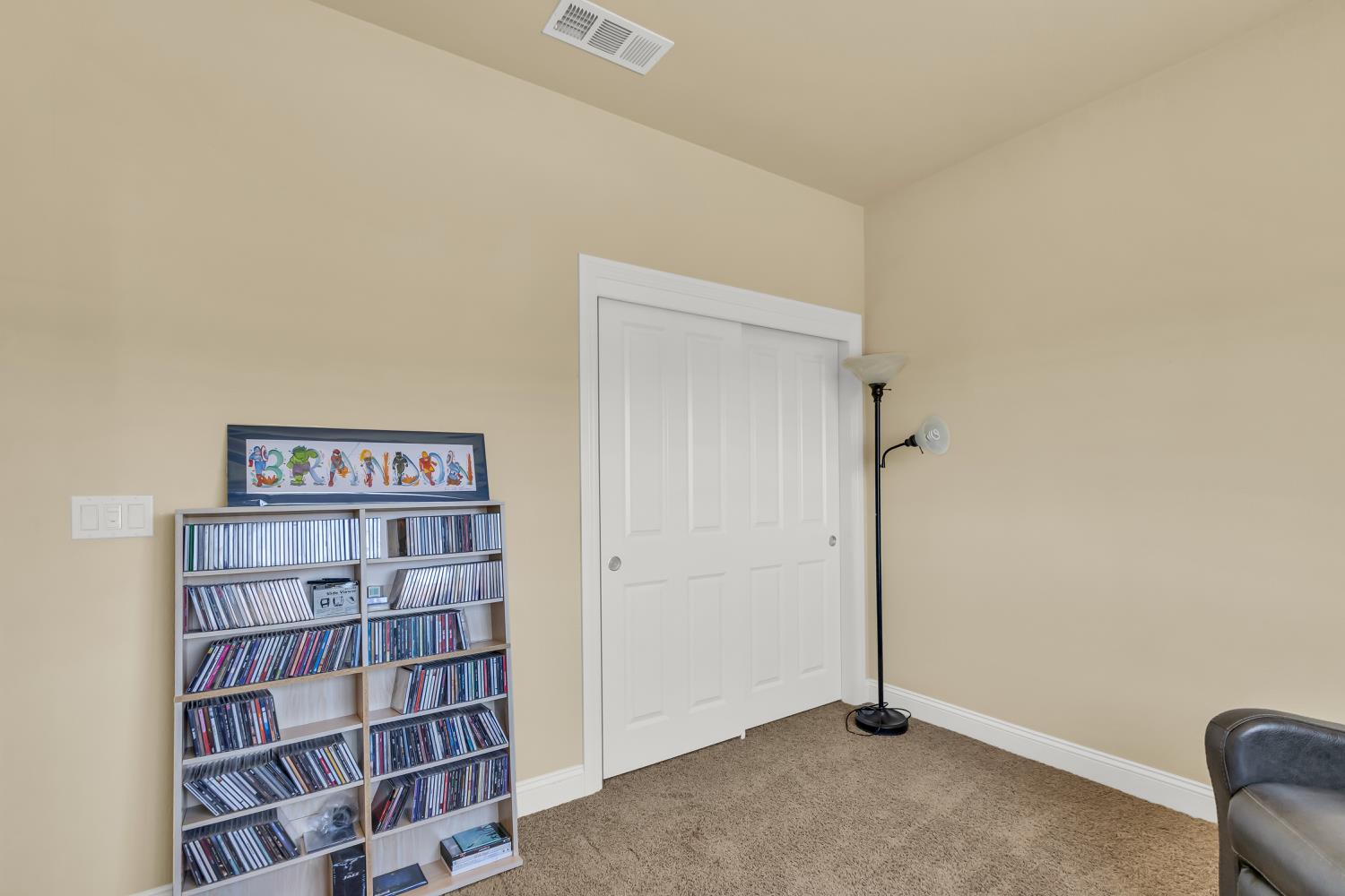 Detail Gallery Image 60 of 76 For 8530 Mandorla Cir, Orangevale,  CA 95662 - 4 Beds | 3/1 Baths