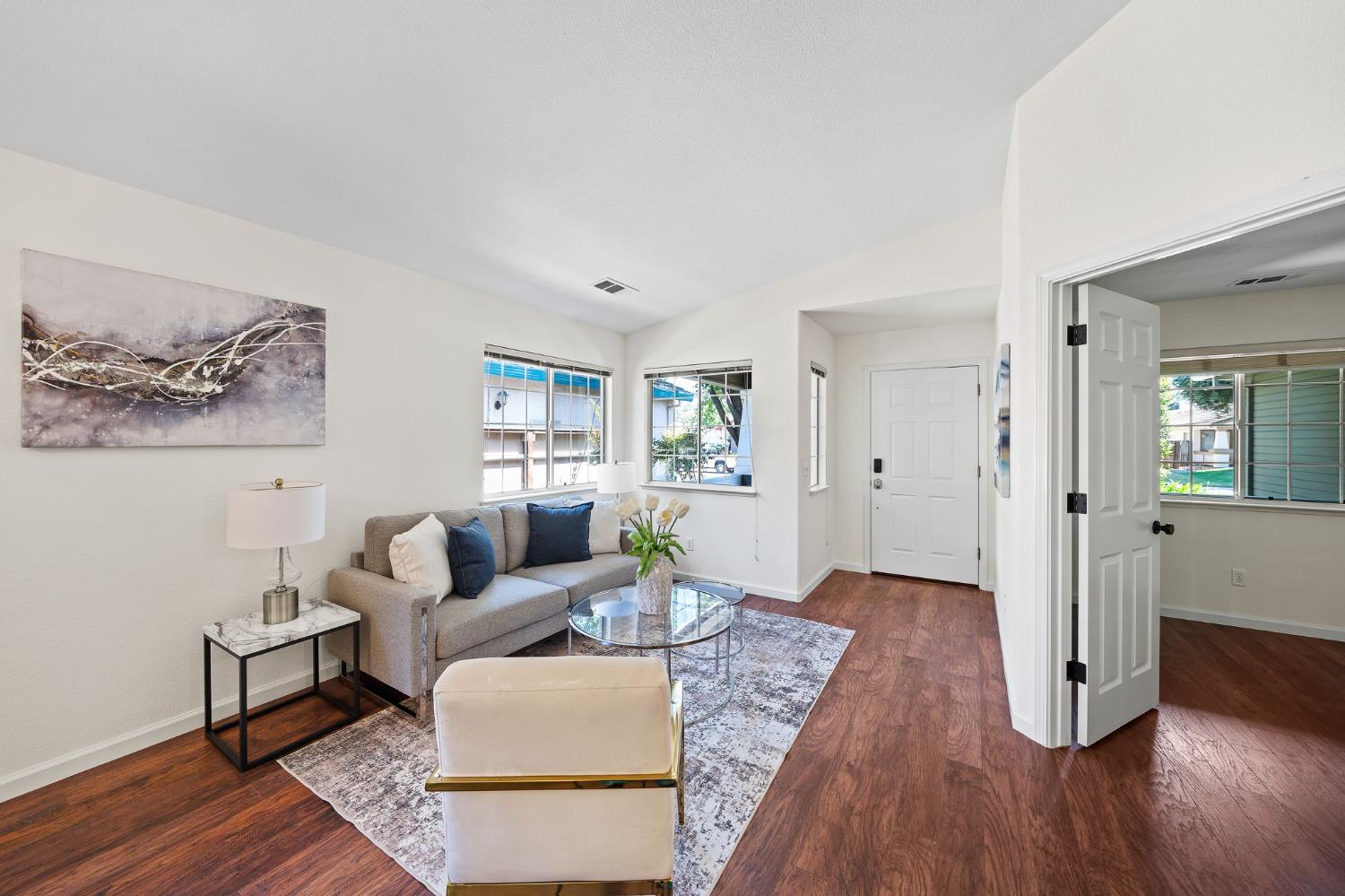 Detail Gallery Image 11 of 42 For 2167 Turtledove Ct, Lodi,  CA 95240 - 4 Beds | 2 Baths