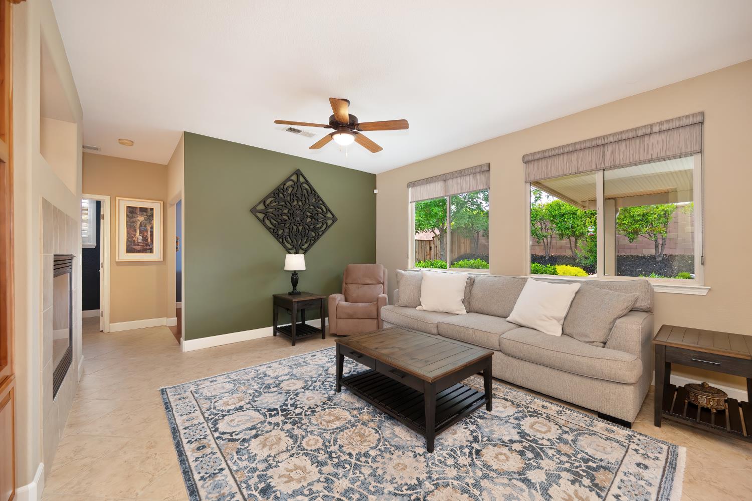 Detail Gallery Image 42 of 96 For 12379 El Portal Way, Rancho Cordova,  CA 95742 - 3 Beds | 2/1 Baths