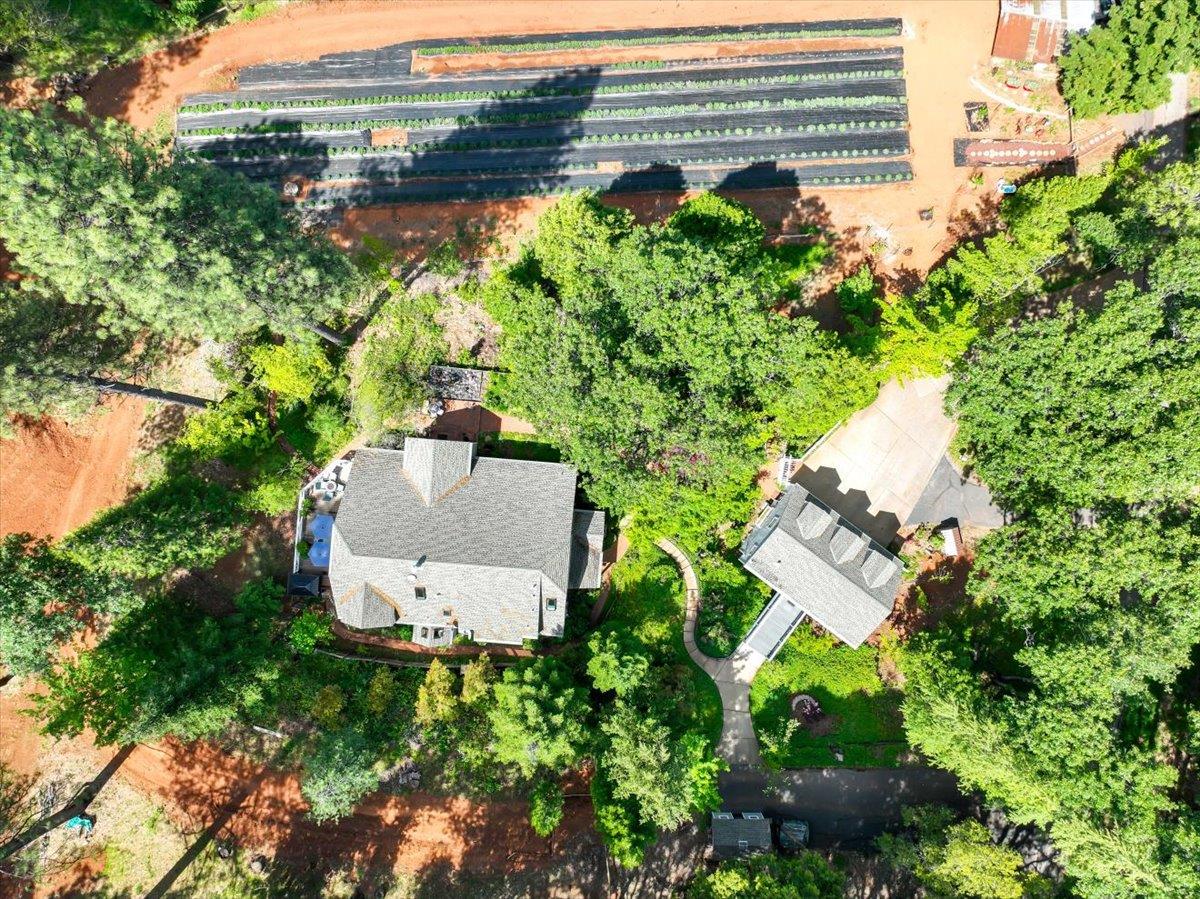 Detail Gallery Image 60 of 77 For 14833 Quail Pointe Ln, Grass Valley,  CA 95945 - 3 Beds | 3/1 Baths
