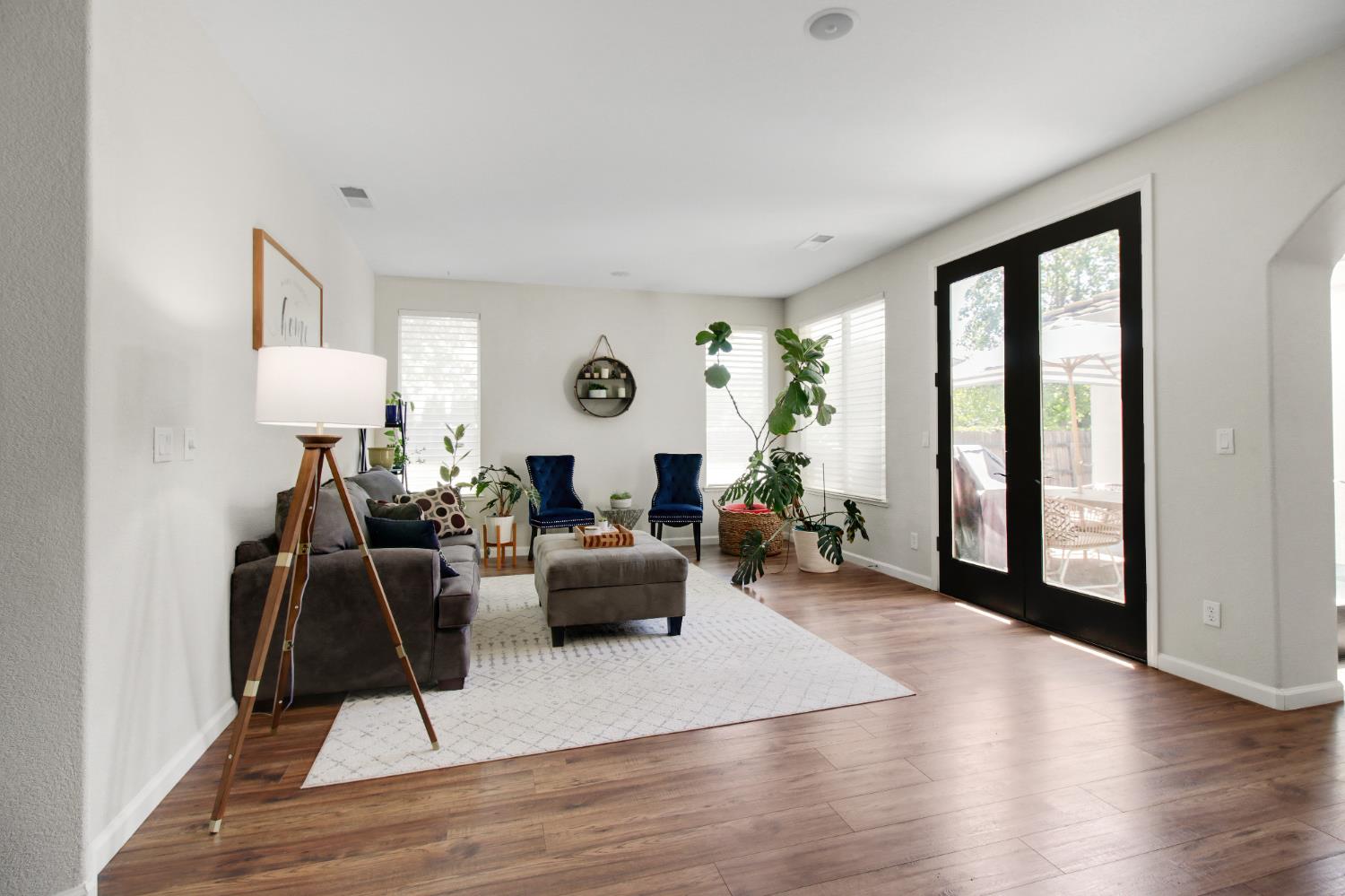 Detail Gallery Image 13 of 57 For 3068 Sparrow Dr, Sacramento,  CA 95834 - 4 Beds | 3 Baths