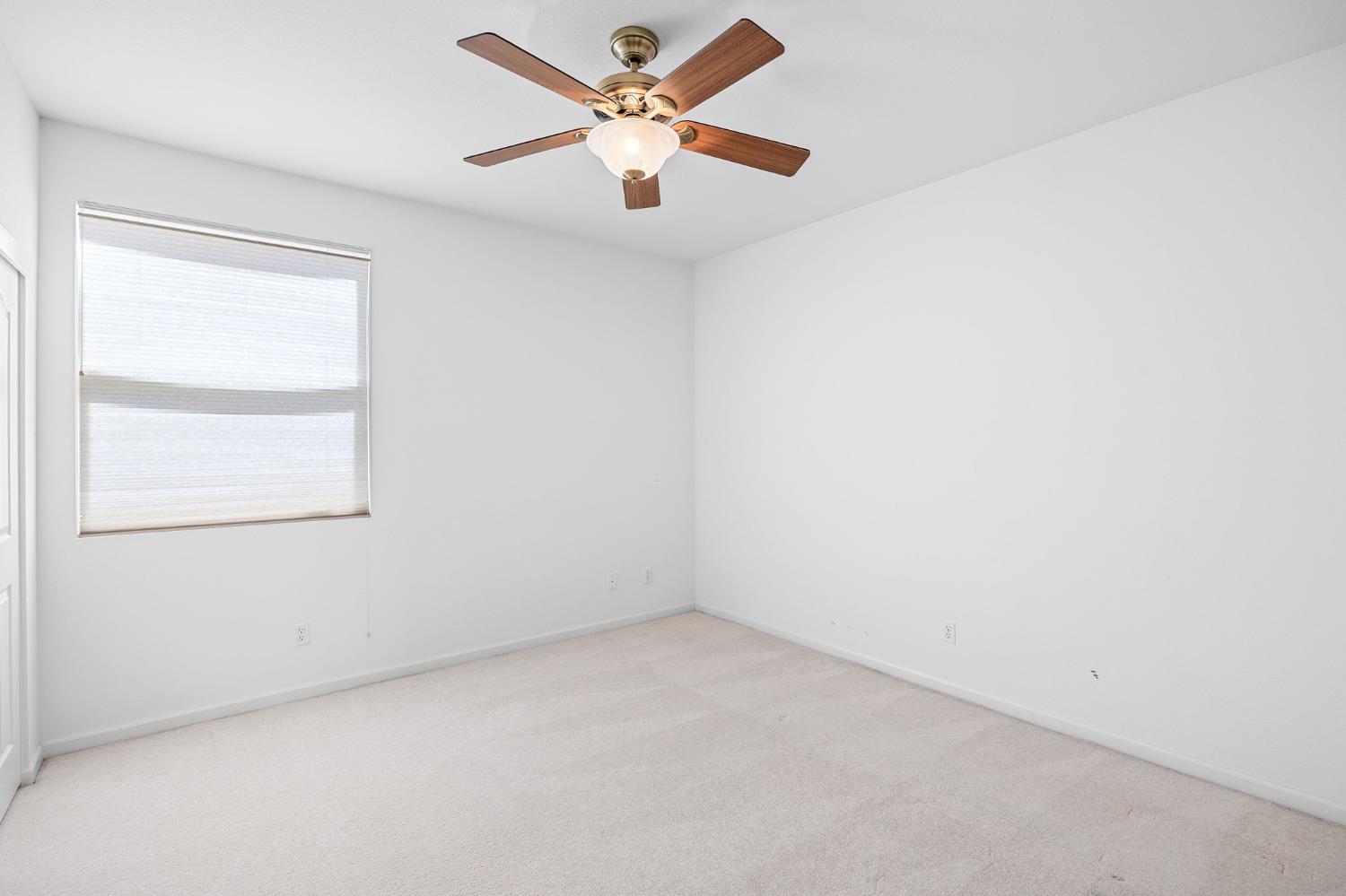 Detail Gallery Image 30 of 66 For 2339 Ryedale Ln, Sacramento,  CA 95835 - 2 Beds | 2 Baths