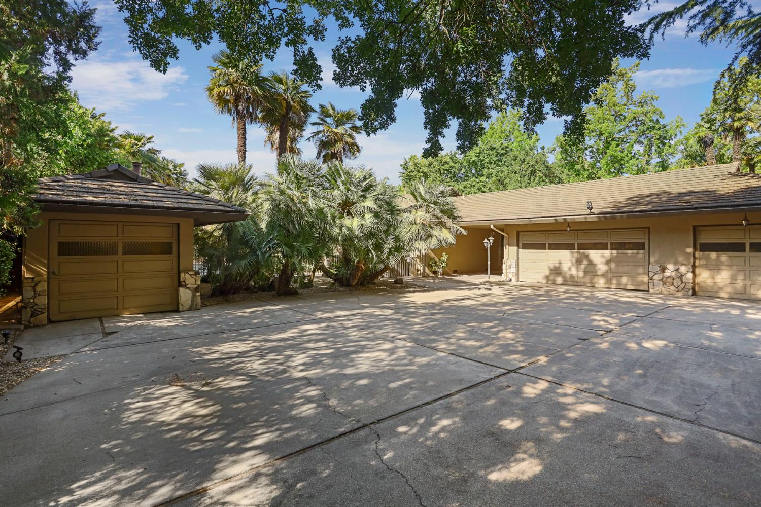 Detail Gallery Image 8 of 63 For 8555 Arbour Rd, Stockton,  CA 95212 - 7 Beds | 6 Baths