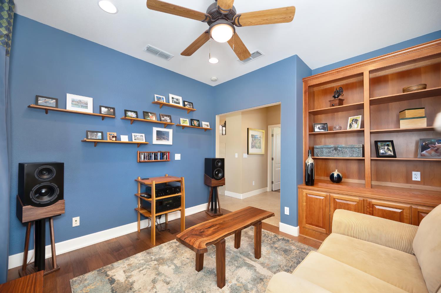 Detail Gallery Image 54 of 96 For 12379 El Portal Way, Rancho Cordova,  CA 95742 - 3 Beds | 2/1 Baths