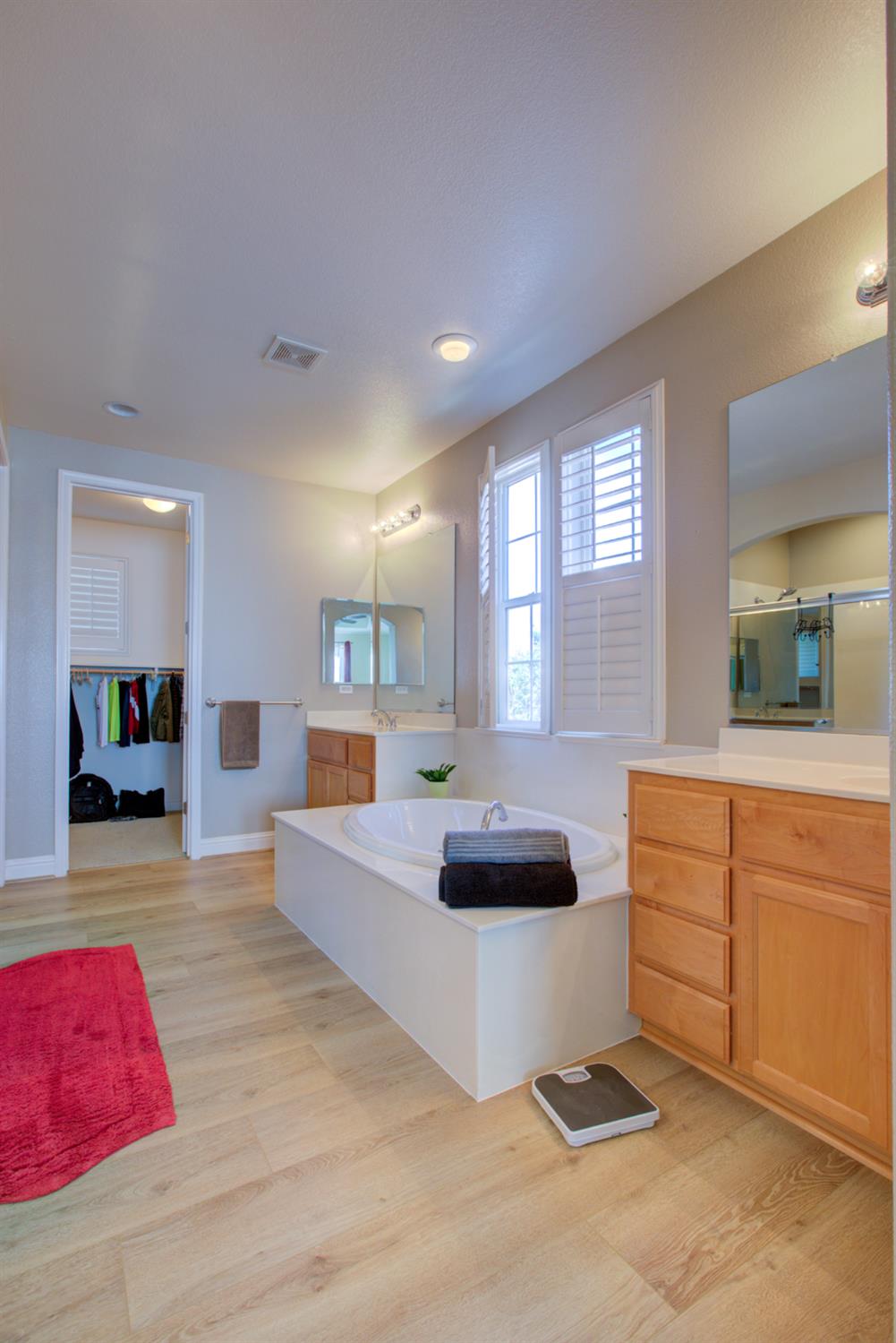 Detail Gallery Image 47 of 71 For 512 Squash Creek Ln, Patterson,  CA 95363 - 5 Beds | 3/1 Baths