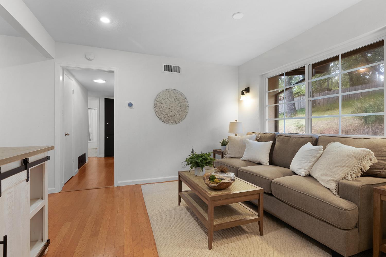 Detail Gallery Image 10 of 57 For 381 Golden Oak Dr, Meadow Vista,  CA 95722 - 4 Beds | 3 Baths