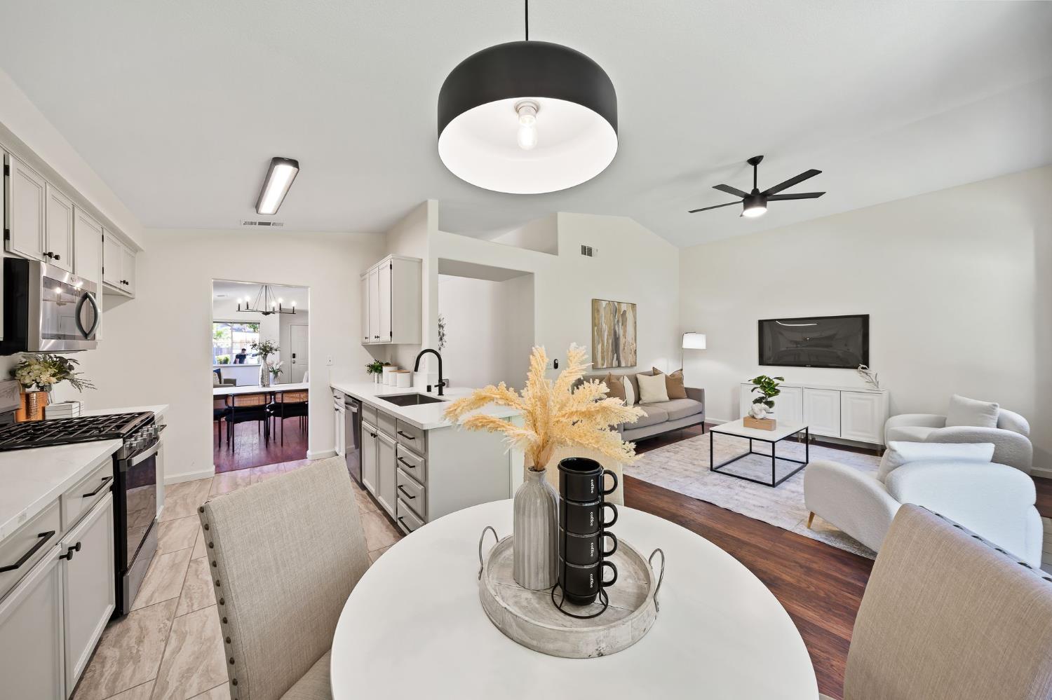 Detail Gallery Image 19 of 42 For 2167 Turtledove Ct, Lodi,  CA 95240 - 4 Beds | 2 Baths