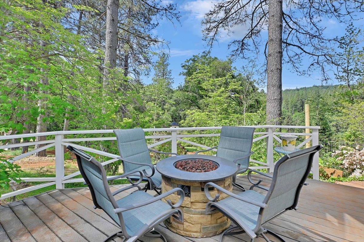 Detail Gallery Image 55 of 77 For 14833 Quail Pointe Ln, Grass Valley,  CA 95945 - 3 Beds | 3/1 Baths