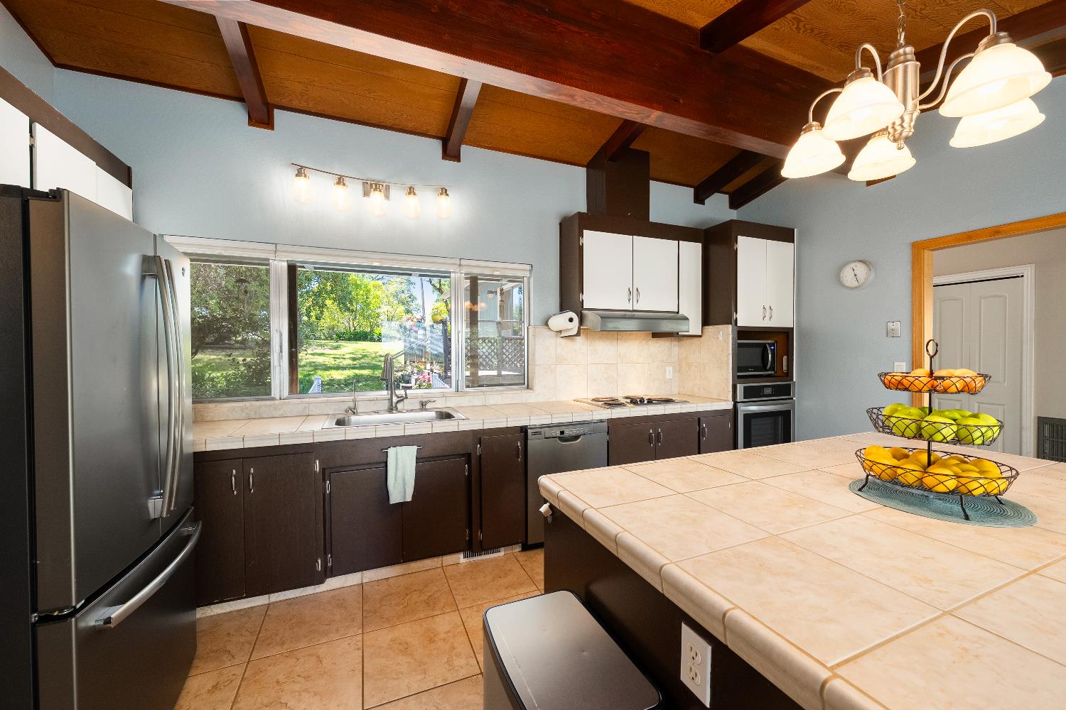 Detail Gallery Image 27 of 80 For 10100 Quail Hill Dr, Newcastle,  CA 95658 - 3 Beds | 2/1 Baths