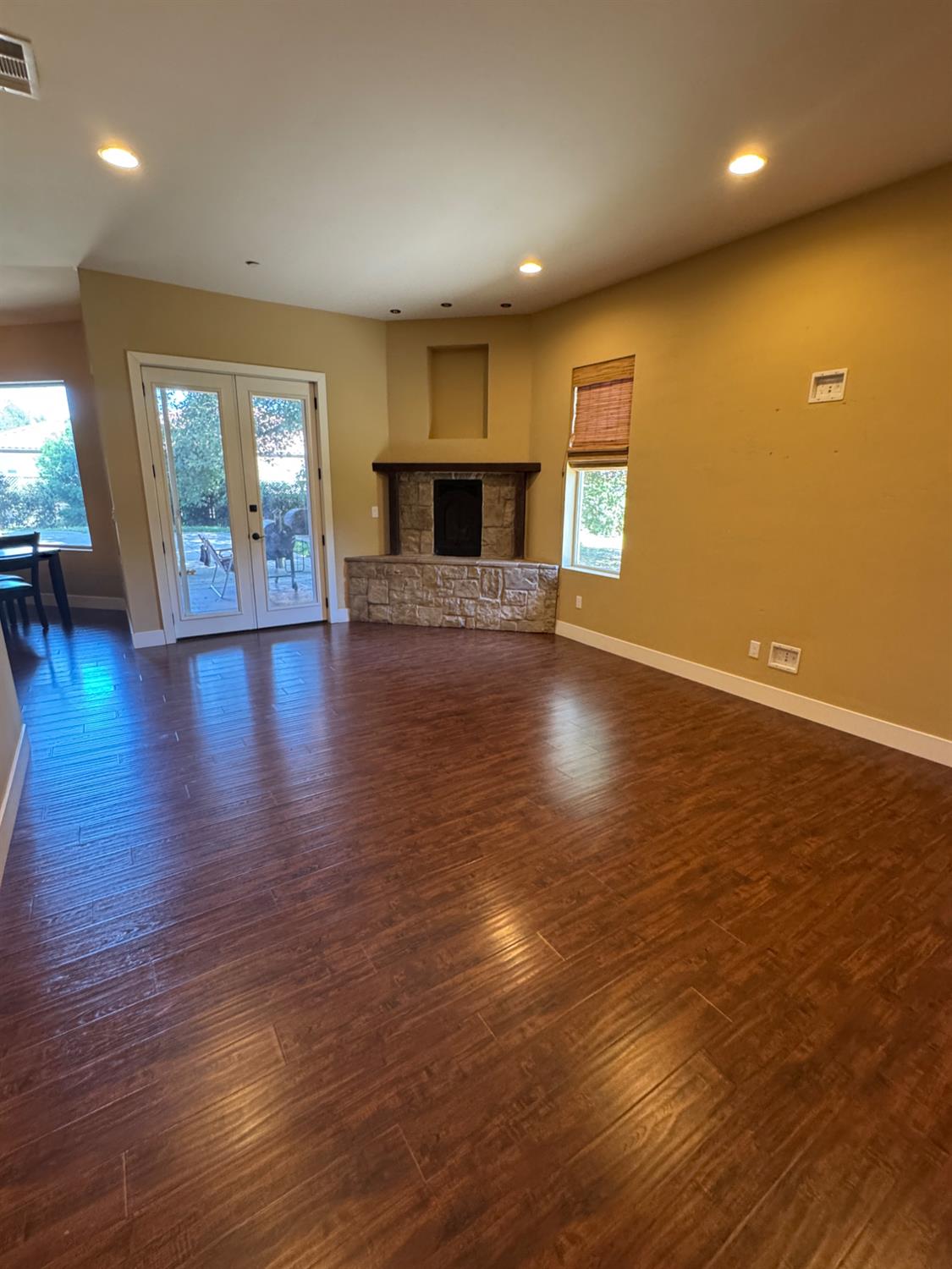 Detail Gallery Image 24 of 60 For 8856 Venikov Pl, Orangevale,  CA 95662 - 4 Beds | 3 Baths