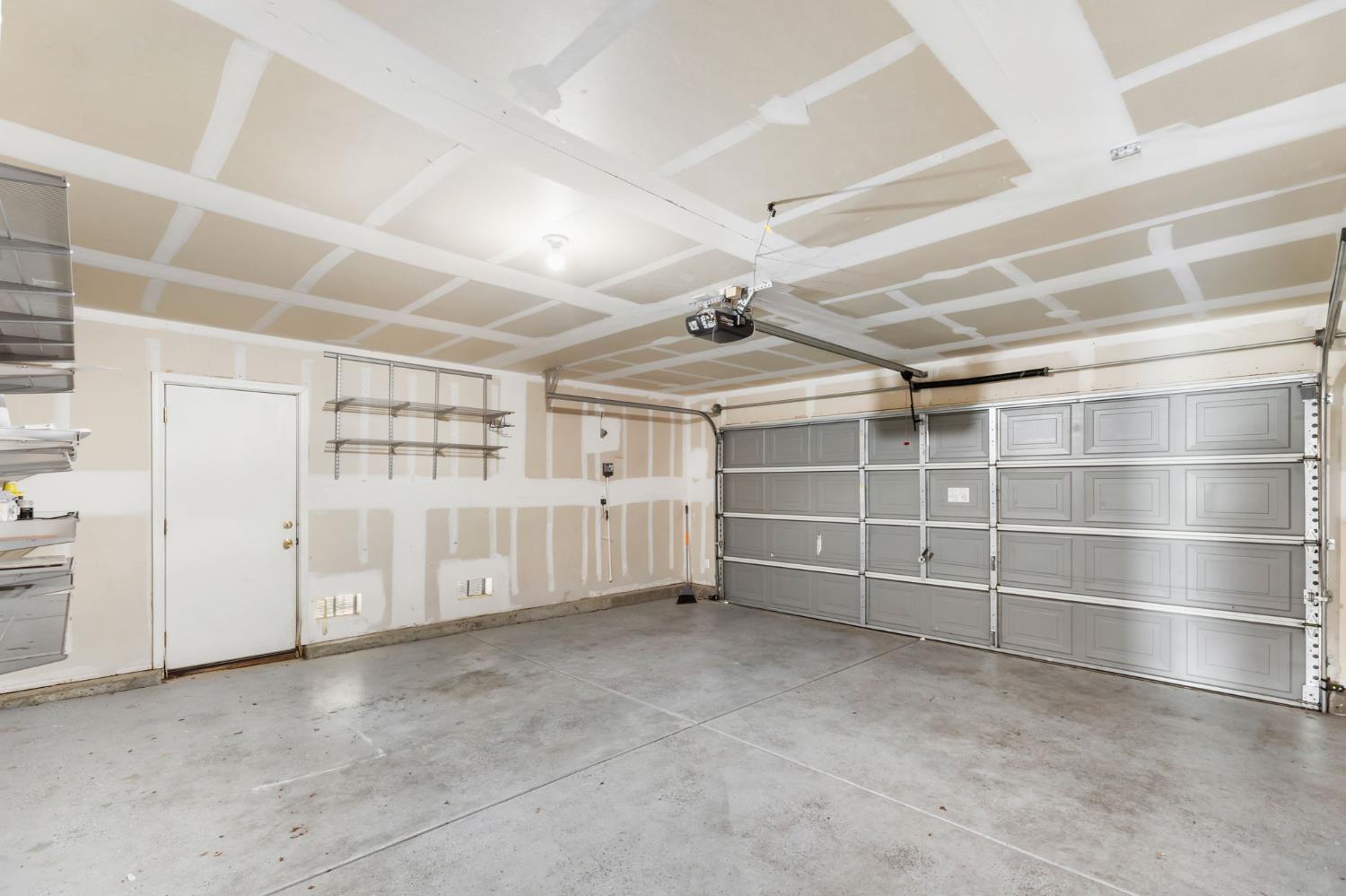 Barney Avenue, Olivehurst, California image 40