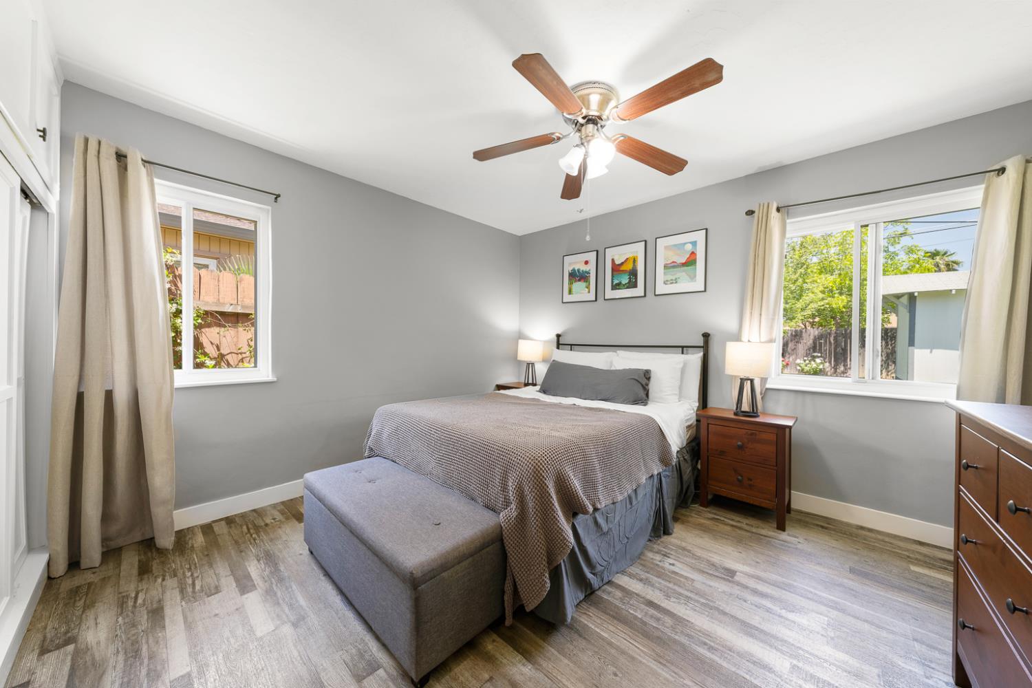 Detail Gallery Image 19 of 38 For 1136 Hampton Rd, Sacramento,  CA 95864 - 3 Beds | 1 Baths