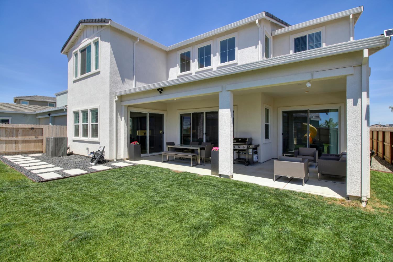 Detail Gallery Image 60 of 69 For 12818 Mission Peak Way, Rancho Cordova,  CA 95742 - 5 Beds | 4/1 Baths