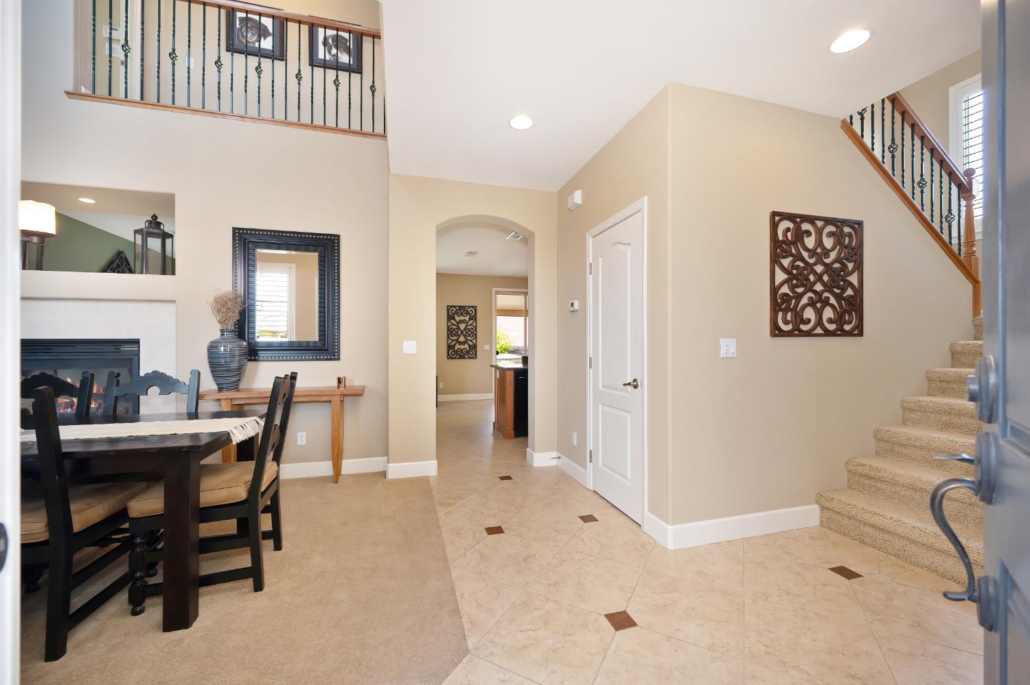 Detail Gallery Image 23 of 96 For 12379 El Portal Way, Rancho Cordova,  CA 95742 - 3 Beds | 2/1 Baths