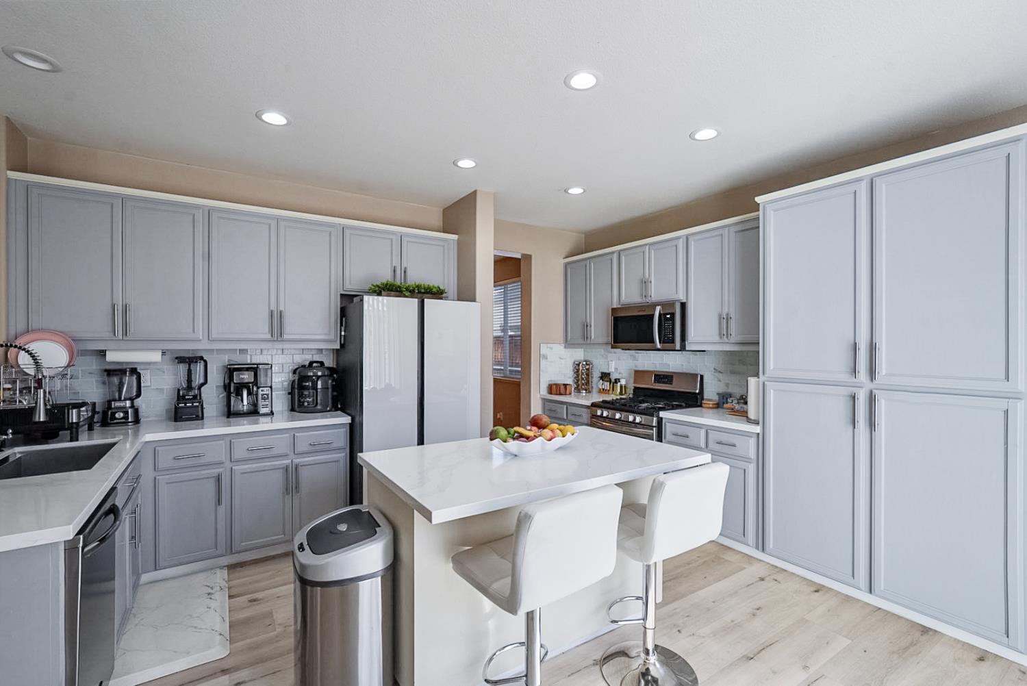 Detail Gallery Image 7 of 29 For 9505 Sarazen Ct, Patterson,  CA 95363 - 3 Beds | 3 Baths