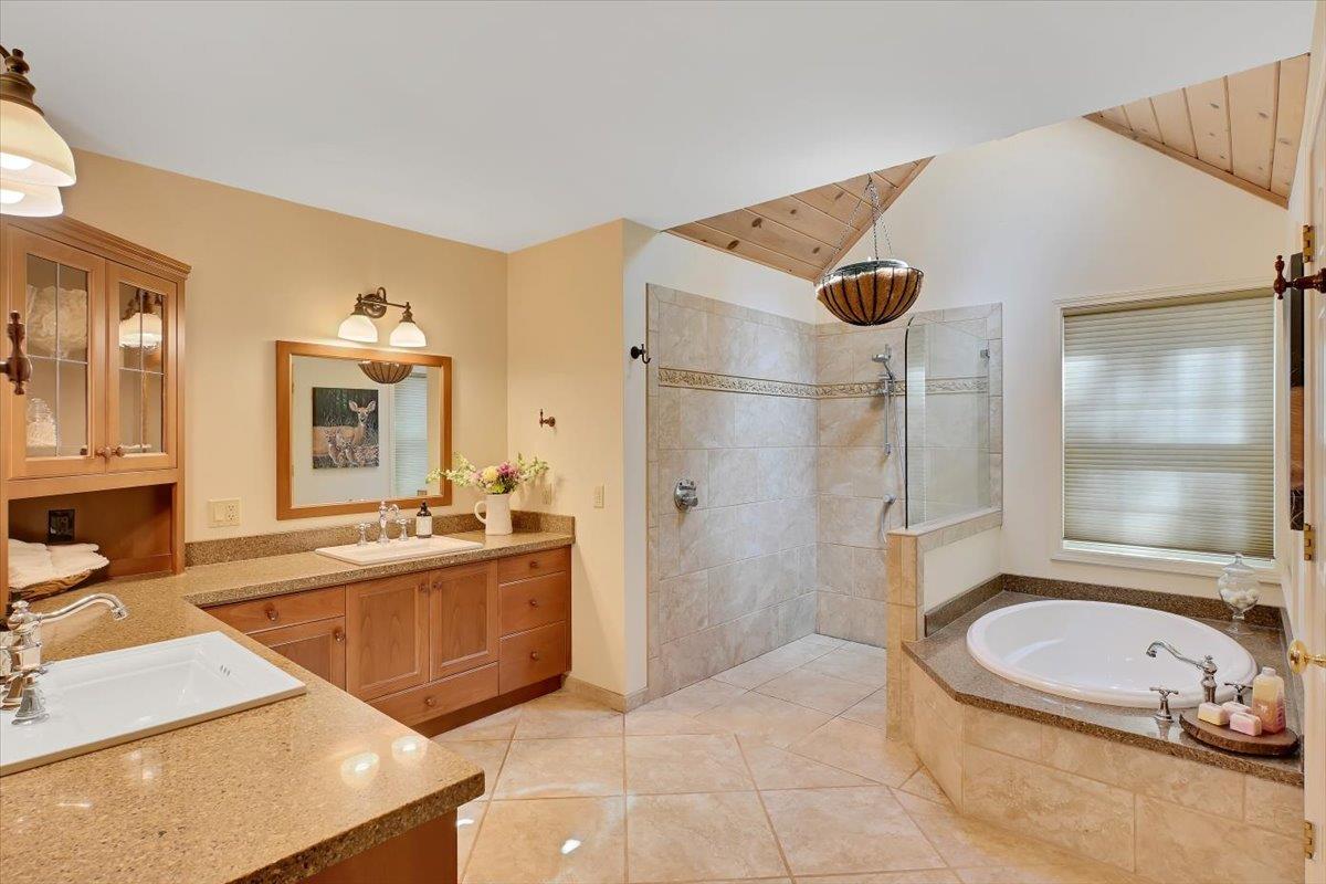 Detail Gallery Image 29 of 77 For 14833 Quail Pointe Ln, Grass Valley,  CA 95945 - 3 Beds | 3/1 Baths