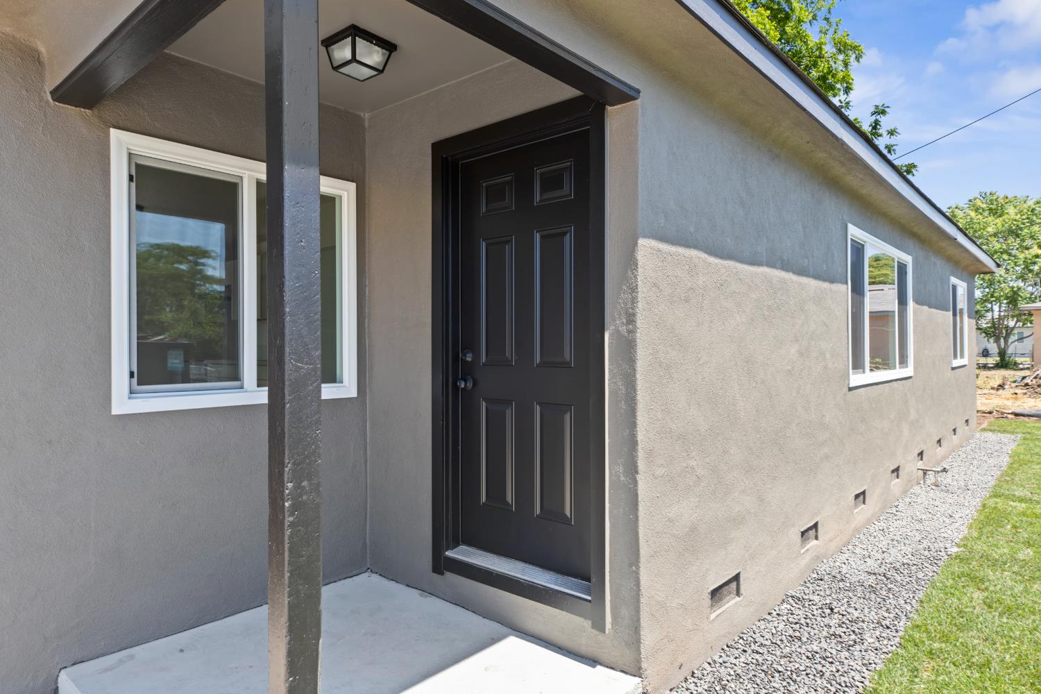 Detail Gallery Image 4 of 18 For 4803 Section, Stockton,  CA 95215 - 3 Beds | 1 Baths