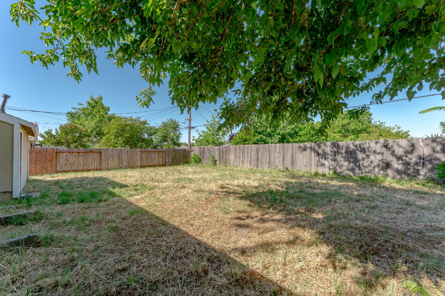 Detail Gallery Image 20 of 23 For 5741 San Vincente Way, North Highlands,  CA 95660 - 3 Beds | 1 Baths