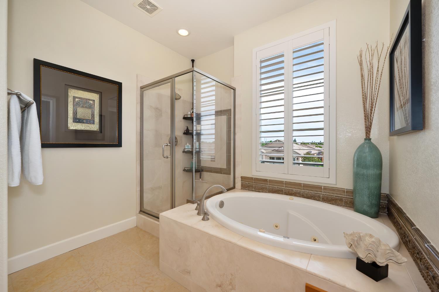 Detail Gallery Image 72 of 96 For 12379 El Portal Way, Rancho Cordova,  CA 95742 - 3 Beds | 2/1 Baths
