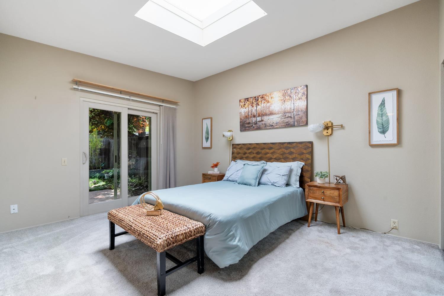 Detail Gallery Image 14 of 30 For 1738 Bannon Creek Dr, Sacramento,  CA 95833 - 3 Beds | 2 Baths
