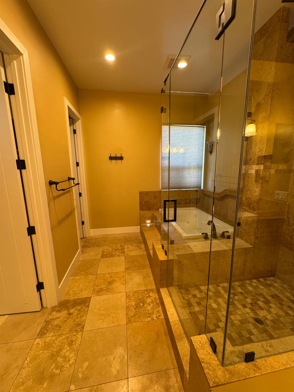 Detail Gallery Image 36 of 60 For 8856 Venikov Pl, Orangevale,  CA 95662 - 4 Beds | 3 Baths