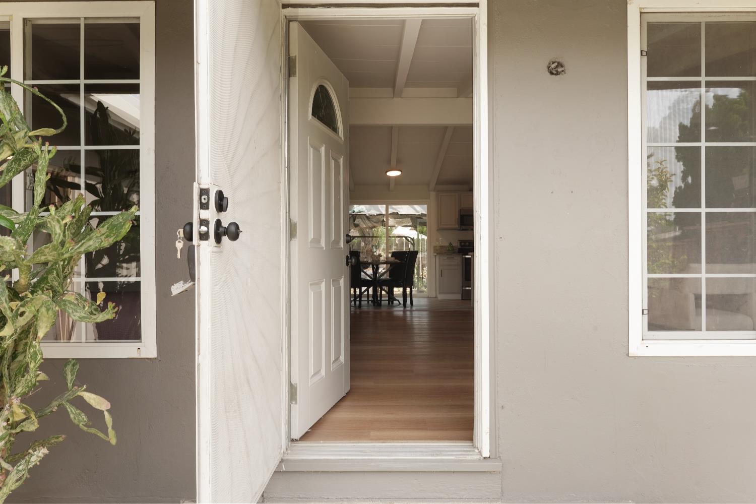 Detail Gallery Image 7 of 25 For 252 W 20th St, Tracy,  CA 95376 - 3 Beds | 2 Baths