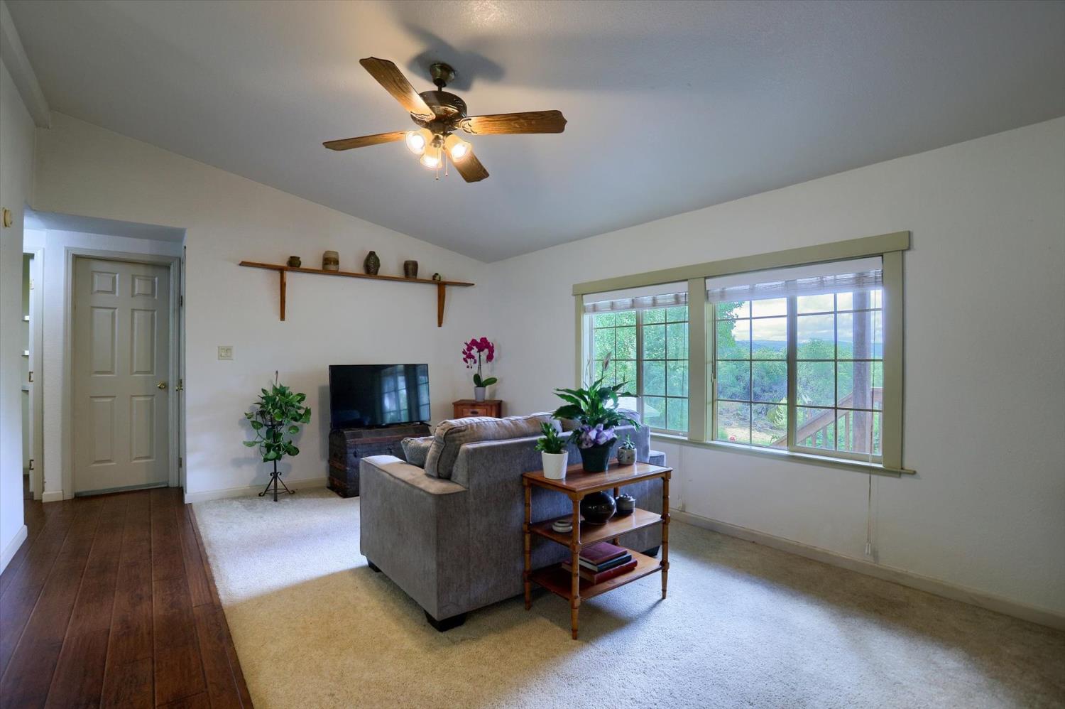 Detail Gallery Image 21 of 65 For 18386 Piper Ln, Penn Valley,  CA 95946 - 3 Beds | 2 Baths