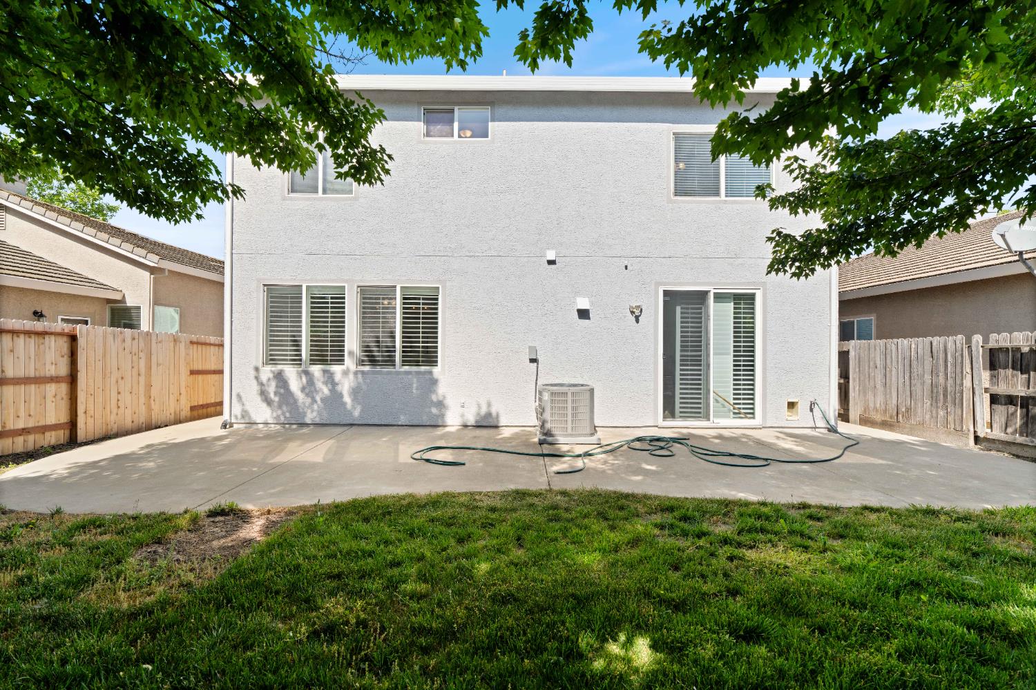 Detail Gallery Image 45 of 52 For 9615 Red Current Way, Elk Grove,  CA 95757 - 4 Beds | 3 Baths